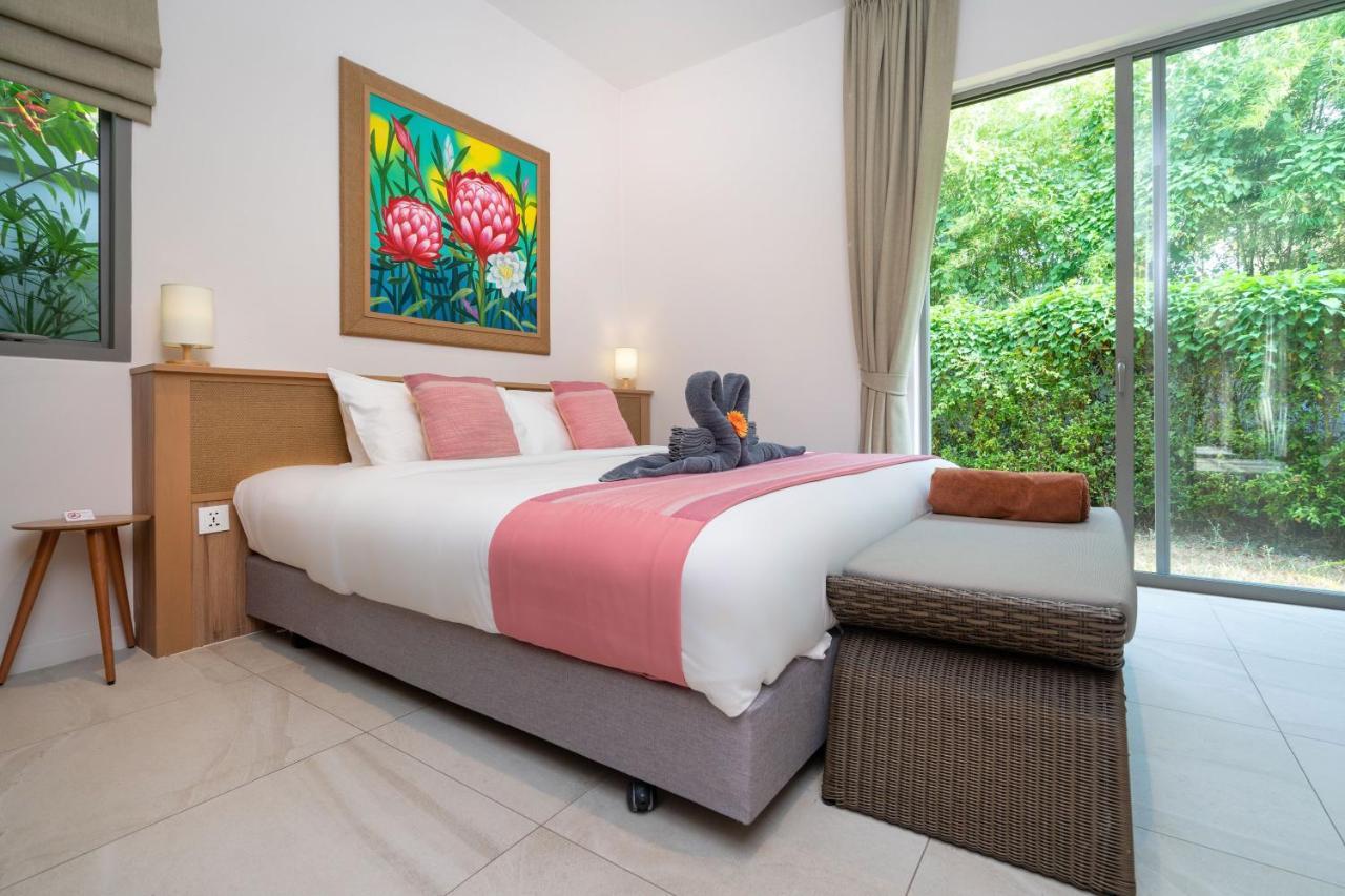 Dalaa 9 Villa Kamala Beach Exterior photo